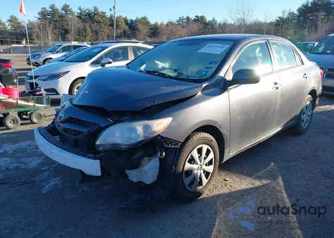 2011 Toyota Corolla Le z USA, uszkodzony, nr VIN JTDBU4EE4BJ089433